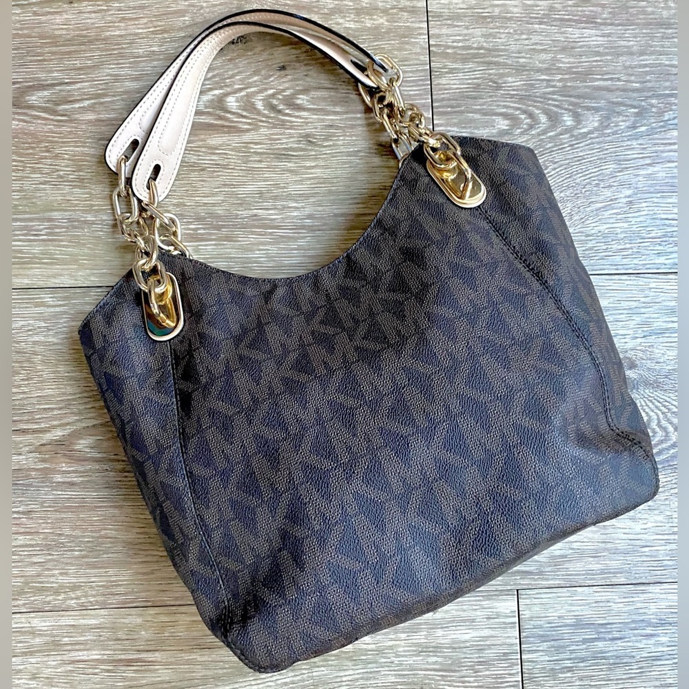 EUC Michael Kors Lilly Brown Signature Monogram Chain Tote Bag - Picture 3 of 10